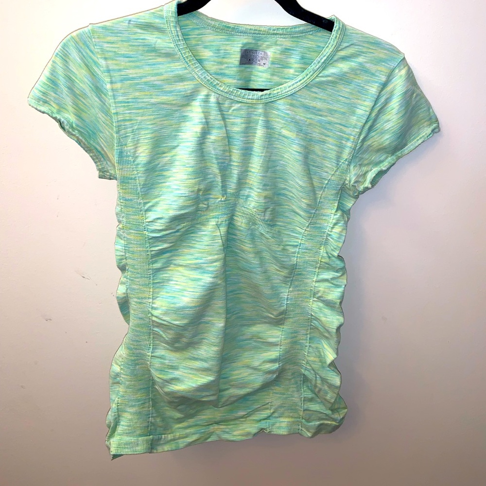 Athleta ruched workout top. Size Medium